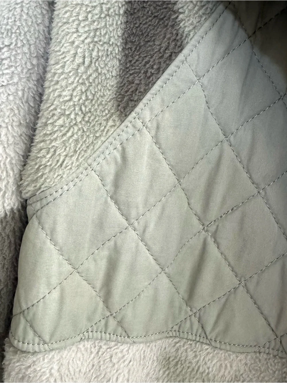 Abercrombie & Fitch Camo Fleece Quilted Snap Jacket Green Size S